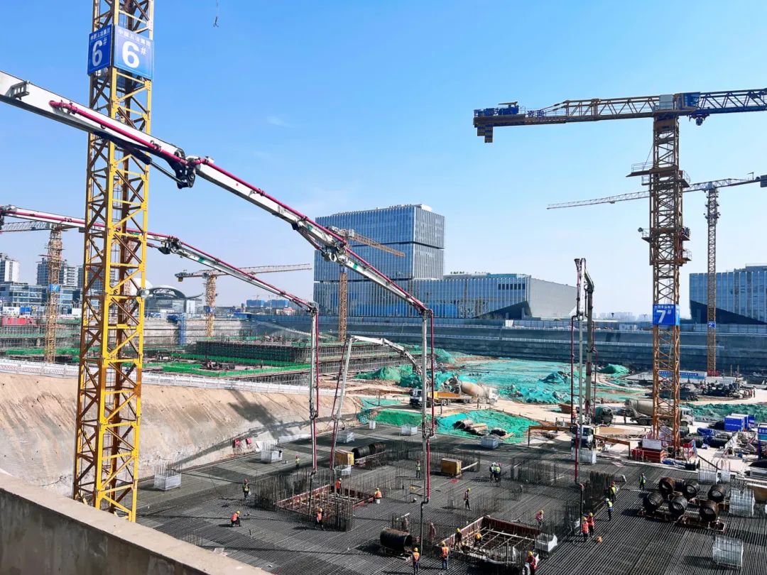 提前11小时！星空官方网页版大米数泵车赋能高效施工