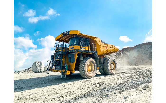 高端突破，装备美好丨星空官方网页版XDE130双桥刚性矿车持续批量发车澳洲