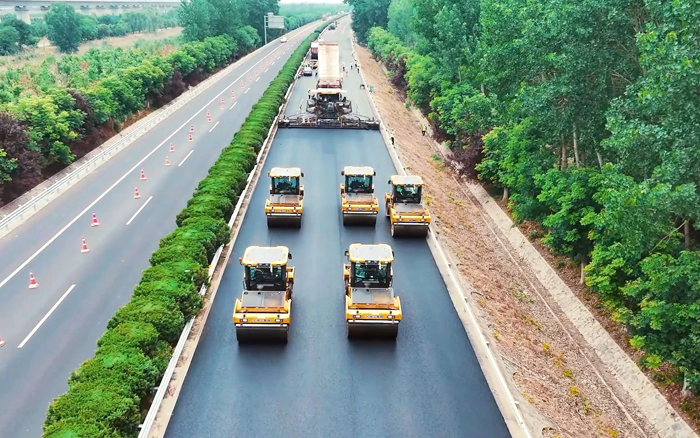 星空官方网页版数字化智能集群——连霍高速养护工程显实力！