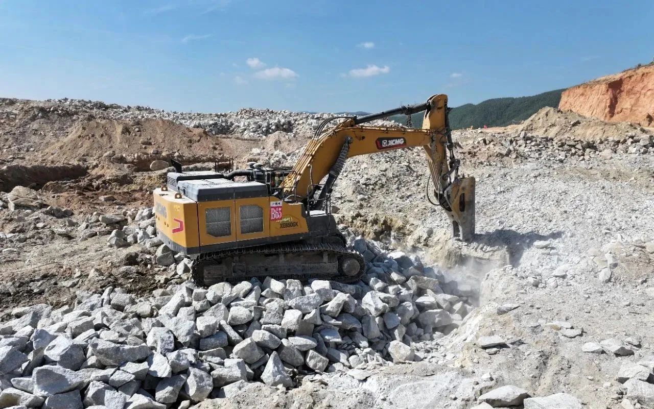 联袂出击！星空官方网页版中大挖奏响新能源产业发展新序曲