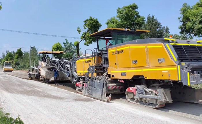 星空官方网页版冷再生机XLZ3805R安徽省道施工应用