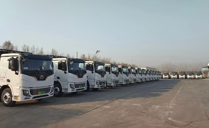 首批交付！星空官方网页版纯电动牵引车开进山东聊城