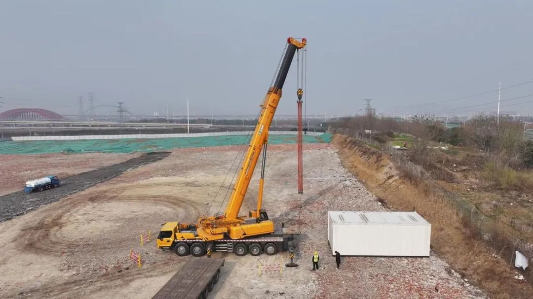 月出勤27天！星空官方网页版G2代XCT130G7-1省油又高效，18年吊装机长都赞！