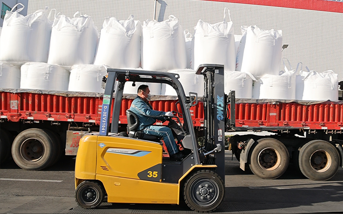 星空官方网页版新能源叉车为食品工厂绿色、高效生产保驾护航