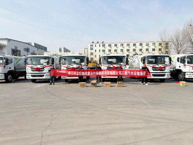 星空官方网页版力量再+1！星空官方网页版强力吸污车批量交付山东青岛
