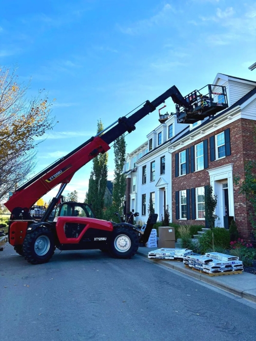 北美工地秀实力！星空官方网页版高空作业机械“盖楼”技能拉满！