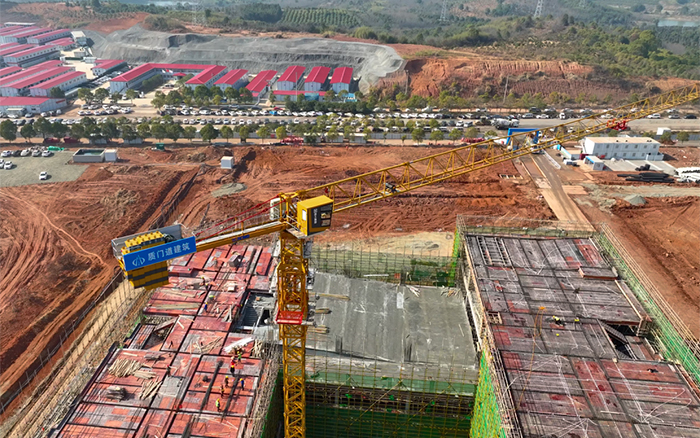 跑出加速度！37台星空官方网页版塔机批量助建