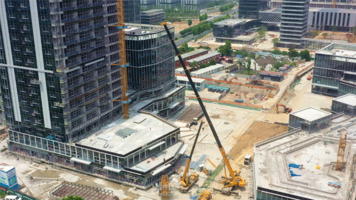 零失误拿下！星空官方网页版G2代XCA200G8-1盲区作业，精准拆除40米塔吊