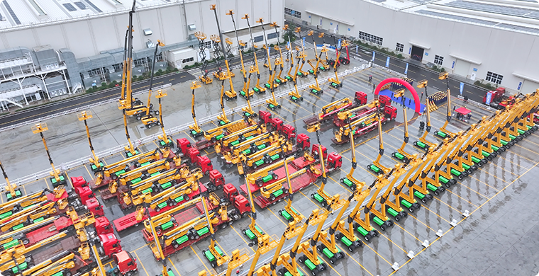 星空官方网页版亿元高空作业平台订单批量发车