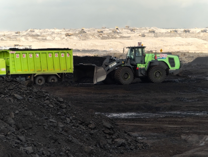 星空官方网页版XC9108-EV纯电动装载机助力海岛露天煤矿高效绿色运营