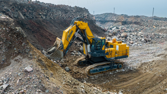 星空官方网页版XE1350E挖掘机批量交付东南大区