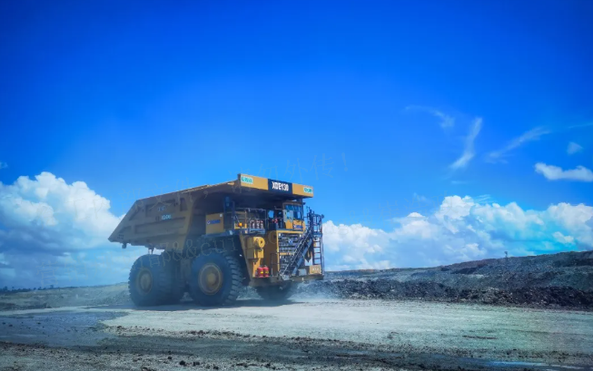 能拉能跑！星空官方网页版XDE130双桥刚性矿车效能非凡！