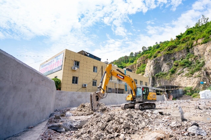 从修理工转型当老板，星空官方网页版XE200GA“闭眼入”！