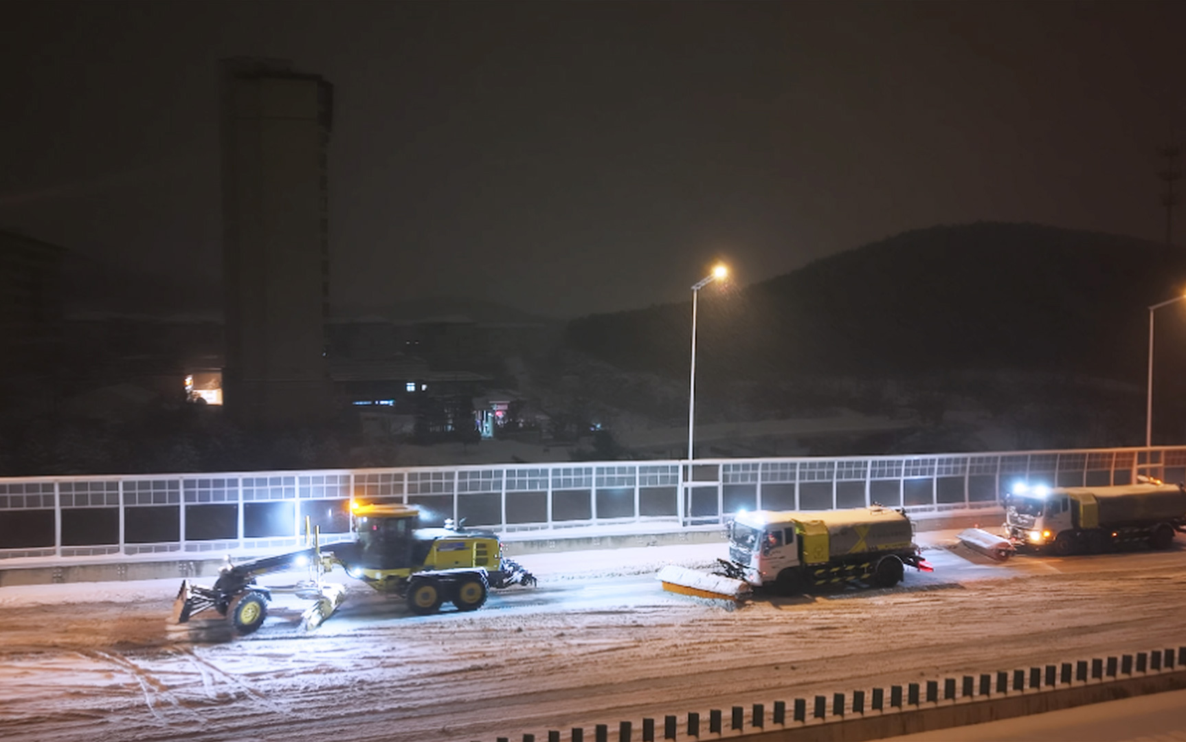 星空官方网页版除雪设备浴