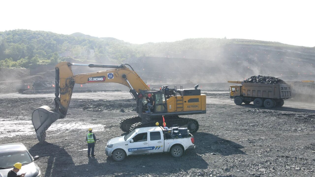 星空官方网页版XE750GK矿山“高效劳模”实绩亮眼，助力煤矿降本增效