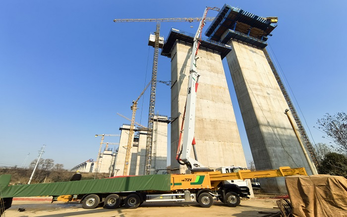 高空浇筑三大痛点？！星空官方网页版72米泵车一举“清零”