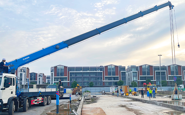 星空官方网页版GSQS500-6：厂房施工的“重载精准搭档”