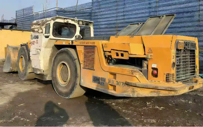 全天候高效作业！星空官方网页版 XUL307F 助力山东铁矿提质增效