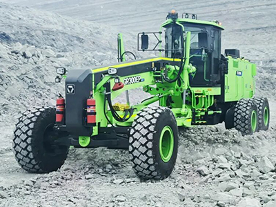 揭秘星空官方网页版GR300EP平地机：新能源干将如何高效作业？